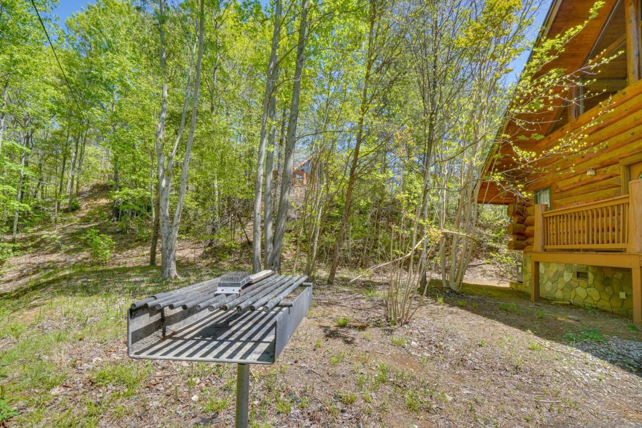 Idyllic Gatlinburg Cabin With Hot Tub And Balcony! Dış mekan fotoğraf